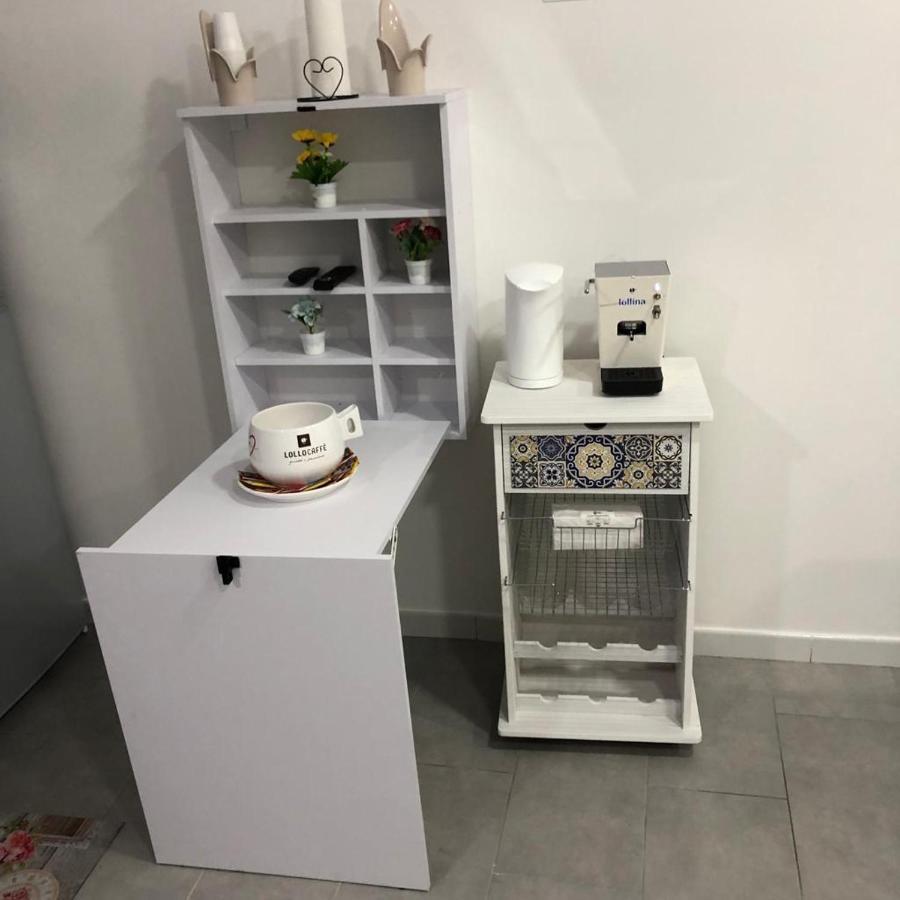 Il Basso Della Nonna Naples Luaran gambar